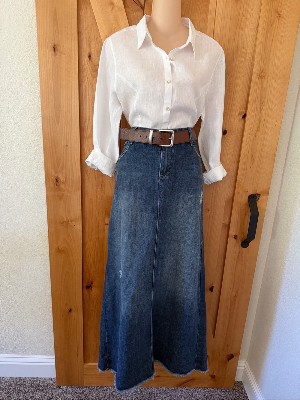 Levi’s Brown Genuine Leather Belt with Silver Buckle, Size 36, (34-38) Like New - Picture 4 of 11